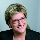 andrea-pichler-help-mobile-austrian-business-woman-barbara-mucha-media andrea-pichler-help-mobile-austrian-business-woman-barbara-mucha-media