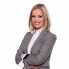 corinna-milborn-puls-4-austria-business-woman corinna-milborn-puls-4-austria-business-woman