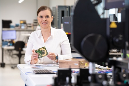 Nicole Rikmanspoel Infineon Linz.jpg 1458780945