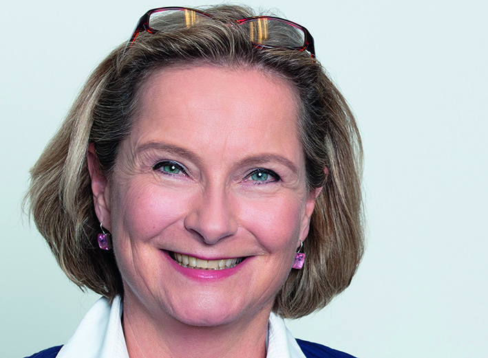 EU-Spezial: Dr. Bettina Vollath, SPÖ: Internet-Konzerne wie Amazon und Co sollen endlich Steuern zahlen